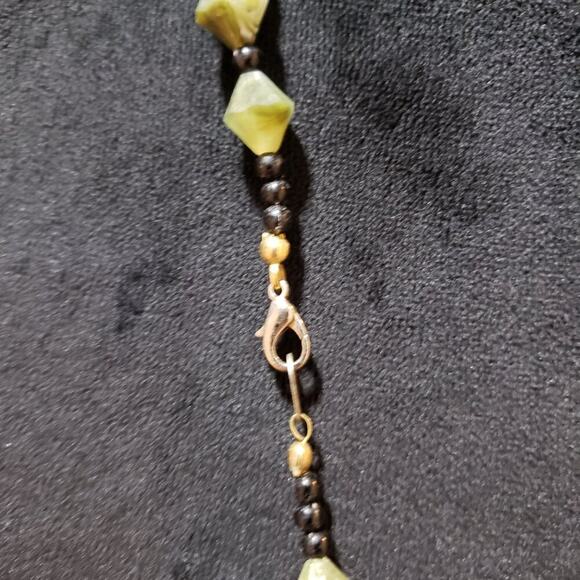 Womens Fashion Lemon Jasper Faceted Stones Haematite Spacers Necklace w/ Lobster - Picture 6 of 6